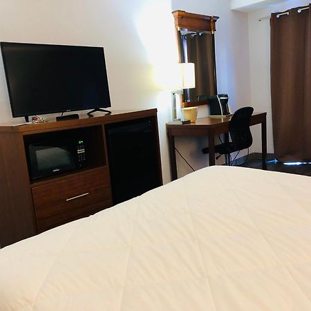 Travelodge By Wyndham וולאנד מראה חיצוני תמונה