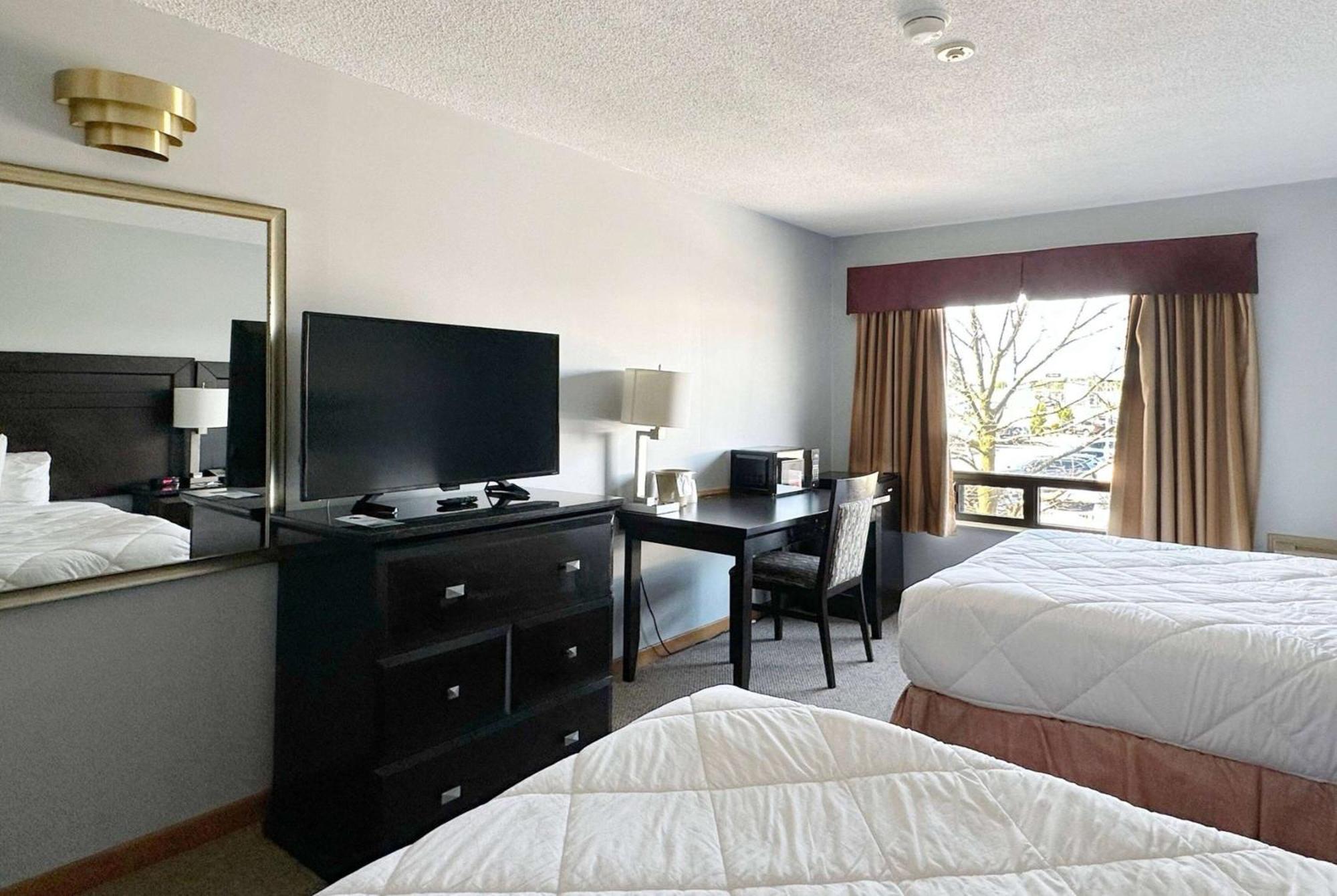 Travelodge By Wyndham וולאנד מראה חיצוני תמונה
