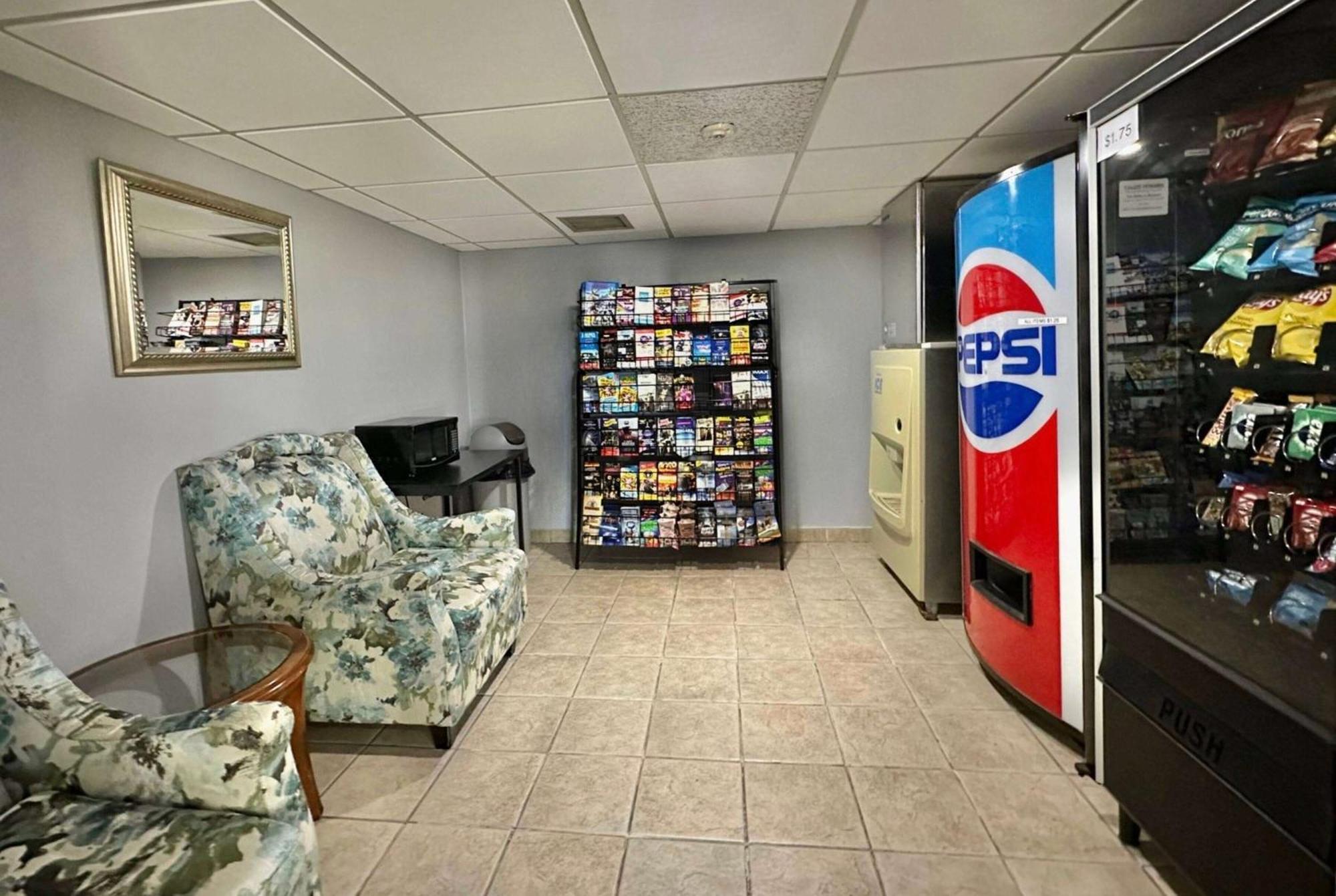 Travelodge By Wyndham וולאנד מראה חיצוני תמונה